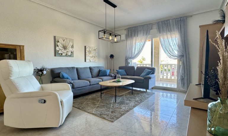 Herverkoop - Appartement / Flat -
Orihuela - Playa Flamenca