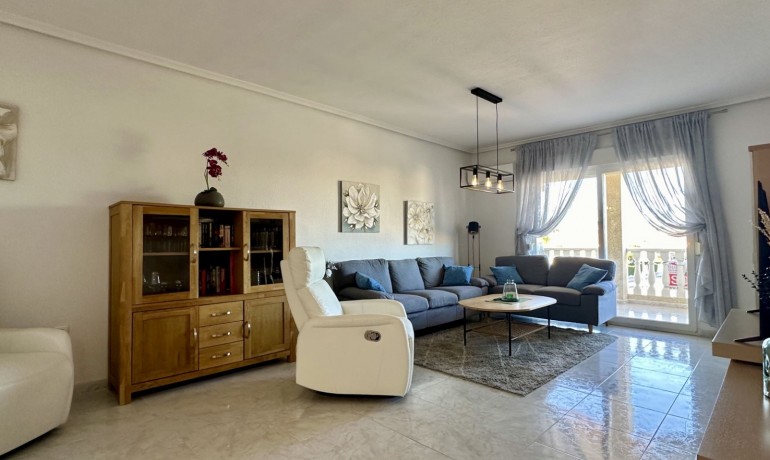 Herverkoop - Appartement / Flat -
Orihuela - Playa Flamenca