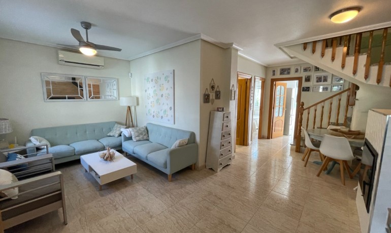 Herverkoop - Huis -
Torre de La Horadada - Torre De Horadada