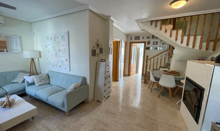 Herverkoop - Huis -
Torre de La Horadada - Torre De Horadada