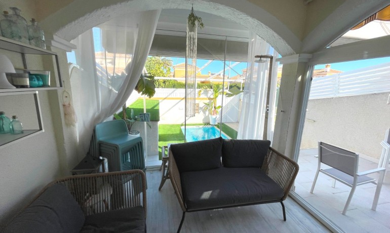 Herverkoop - Huis -
Torre de La Horadada - Torre De Horadada