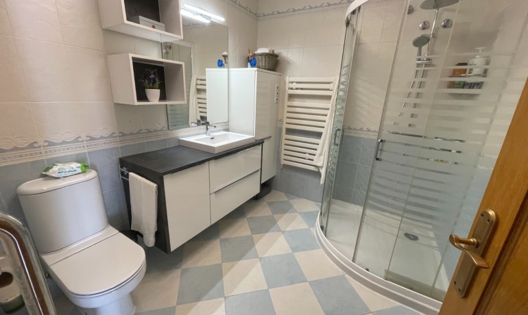 Herverkoop - Huis -
Torre de La Horadada - Torre De Horadada