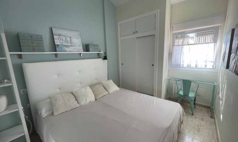 Herverkoop - Huis -
Torre de La Horadada - Torre De Horadada