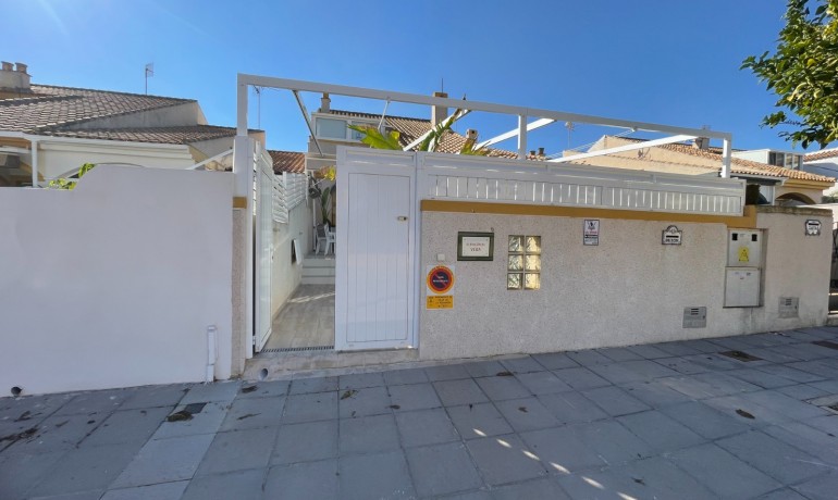 Herverkoop - Huis -
Torre de La Horadada - Torre De Horadada