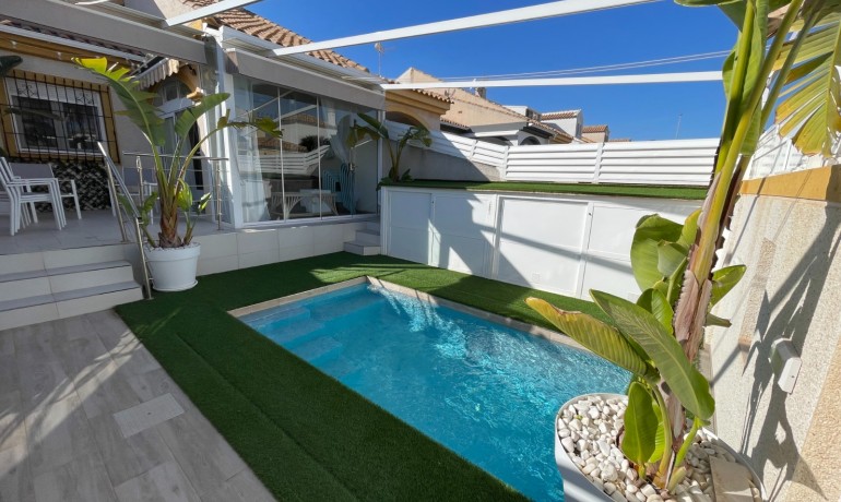 Herverkoop - Huis -
Torre de La Horadada - Torre De Horadada