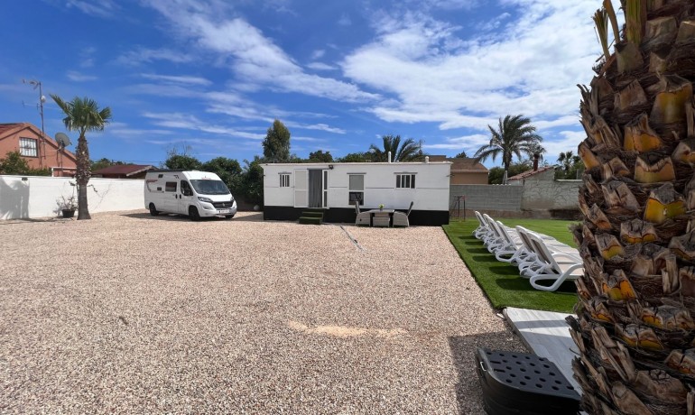 Herverkoop - Finca Country Property -
Elche* - La Marina