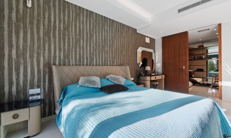 Herverkoop - Villa -
Orihuela Costa* - Agua Marina