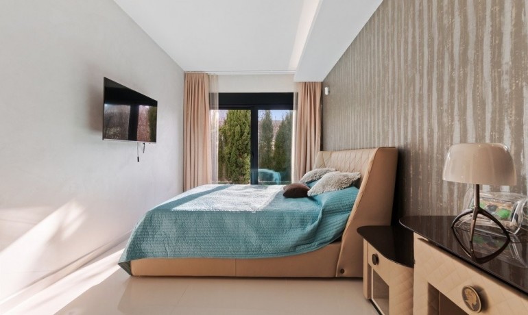 Herverkoop - Villa -
Orihuela Costa* - Agua Marina