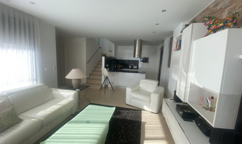 Herverkoop - Villa -
Cuidad Quesada* - Pueblo Bravo