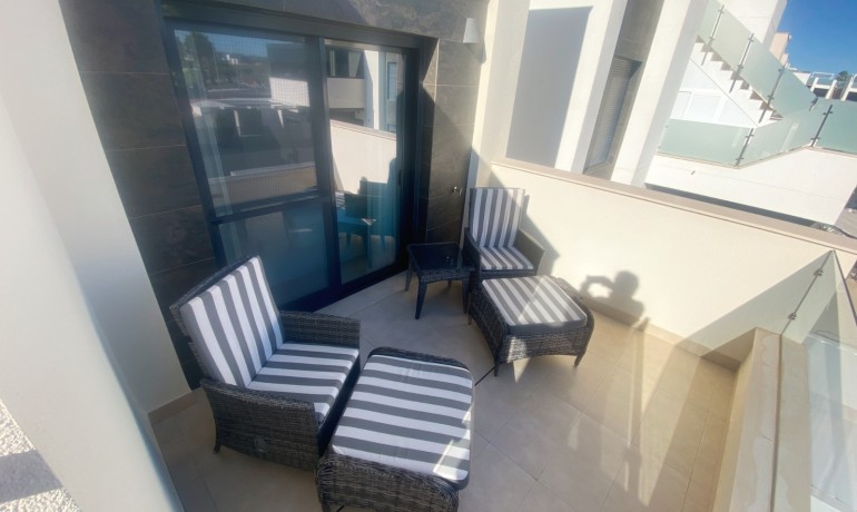 Herverkoop - Villa -
Cuidad Quesada* - Pueblo Bravo