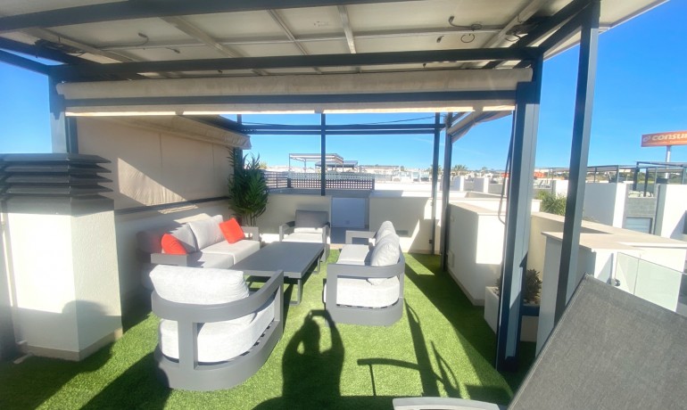 Herverkoop - Villa -
Cuidad Quesada* - Pueblo Bravo