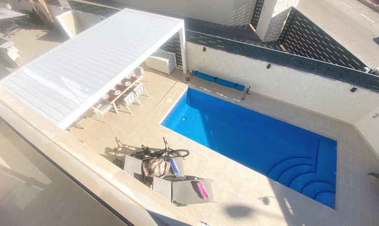 Herverkoop - Villa -
Cuidad Quesada* - Pueblo Bravo