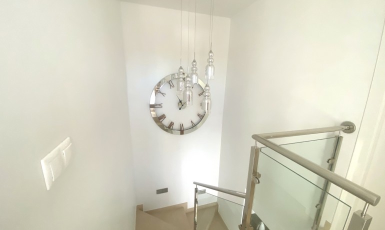 Herverkoop - Villa -
Cuidad Quesada* - Pueblo Bravo