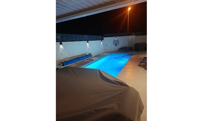 Herverkoop - Villa -
Cuidad Quesada* - Pueblo Bravo