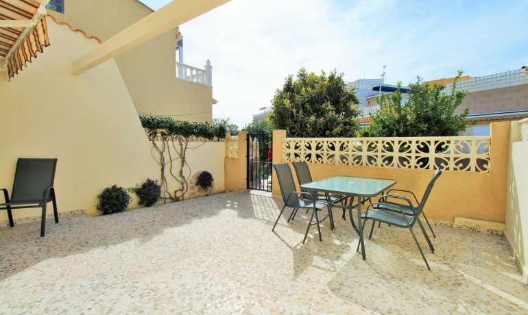 Herverkoop - Appartement / Flat -
Playa Flamenca