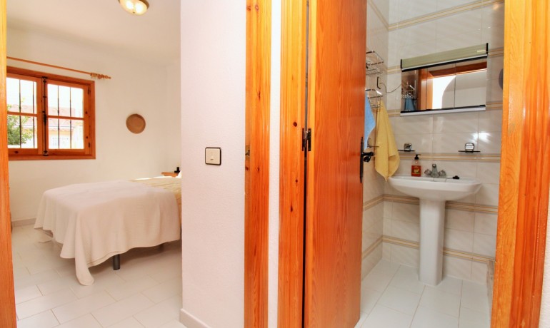 Herverkoop - Appartement / Flat -
Playa Flamenca