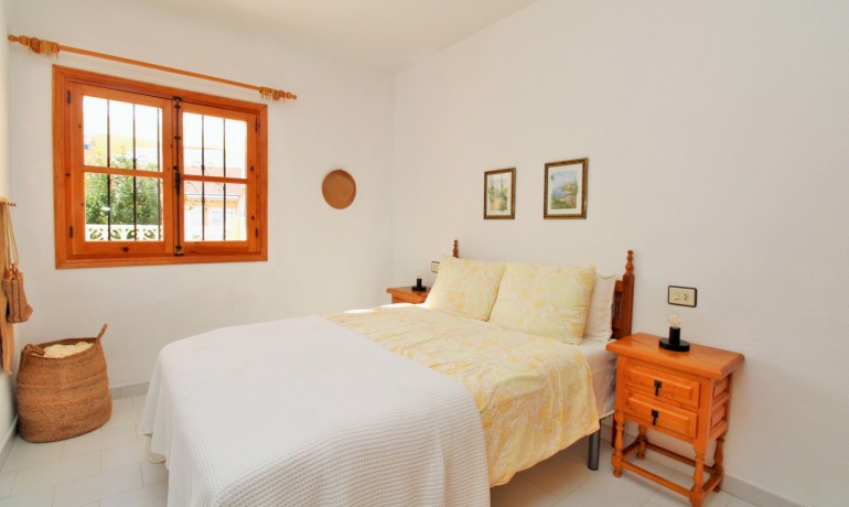 Herverkoop - Appartement / Flat -
Playa Flamenca