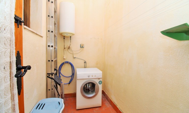 Herverkoop - Appartement / Flat -
Playa Flamenca