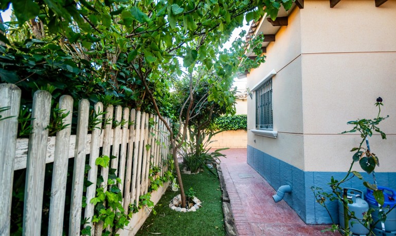 Herverkoop - Villa -
Orihuela* - Benferri