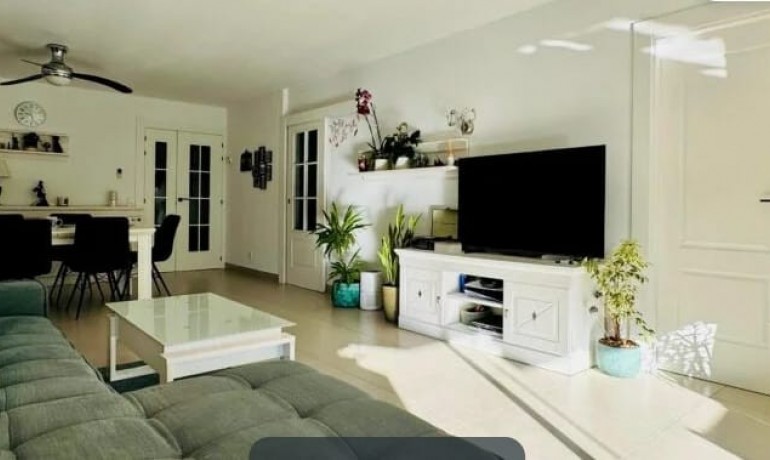 Herverkoop - Appartement / Flat -
Cala Vinyes - Calvià