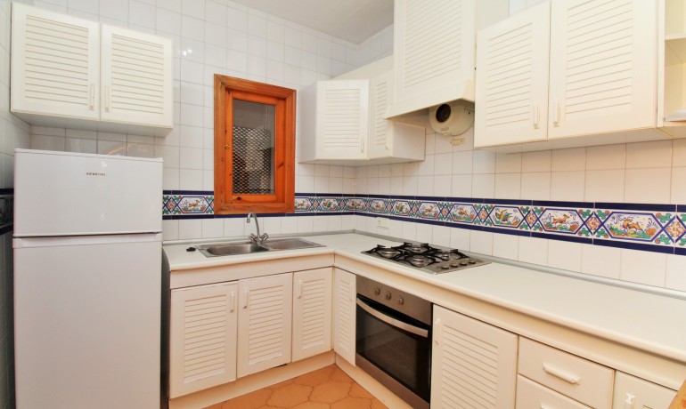 Sale - Apartment / Flat -
Villamartin