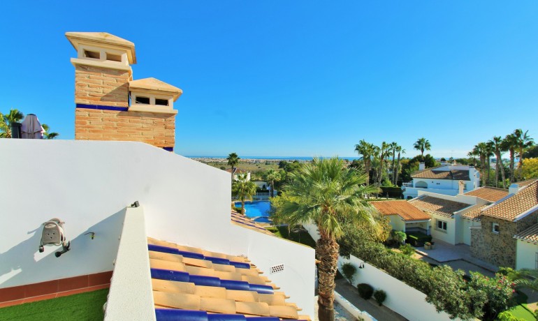 Herverkoop - Huis -
Villamartin - Las Violetas