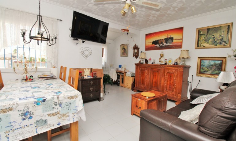 Herverkoop - Villa -
Torrevieja* - El Chaparral