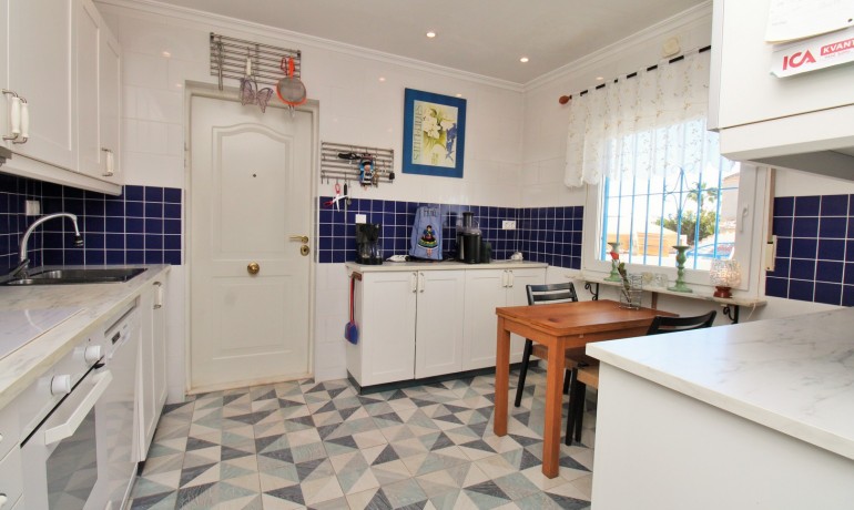 Herverkoop - Villa -
Torrevieja* - El Chaparral