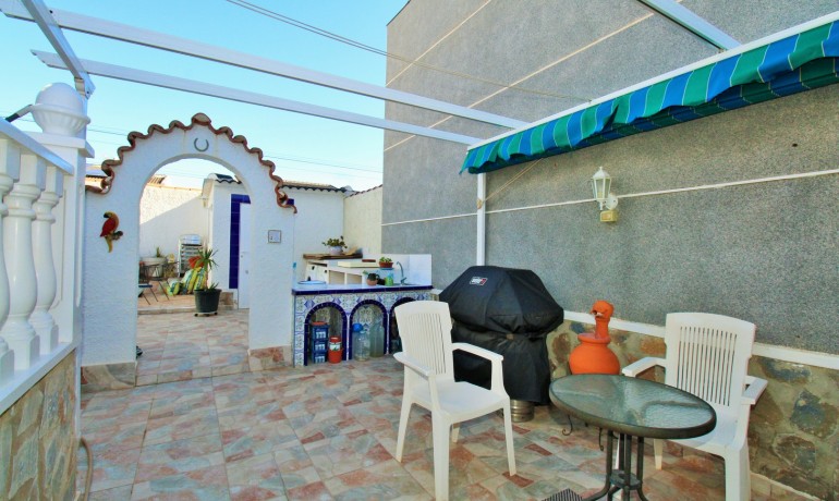 Herverkoop - Villa -
Torrevieja* - El Chaparral
