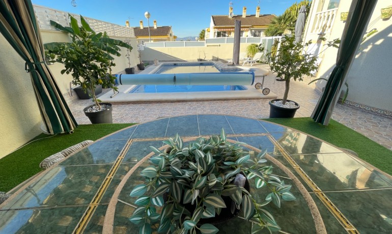 Herverkoop - Villa -
Benijofar* - Benimar