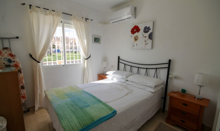 Herverkoop - Huis -
Orihuela Costa* - Orihuela Costa Alicante