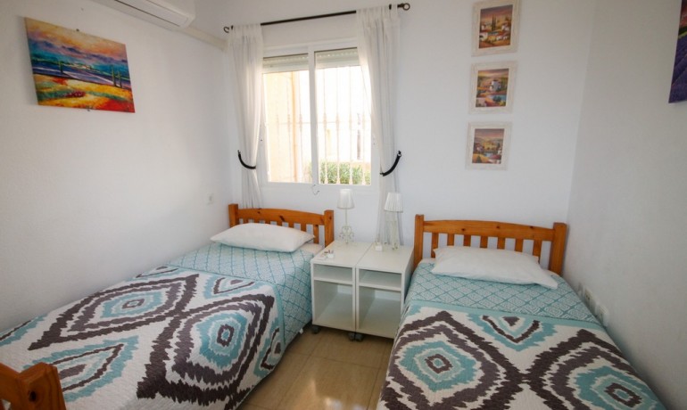 Herverkoop - Huis -
Orihuela Costa* - Orihuela Costa Alicante