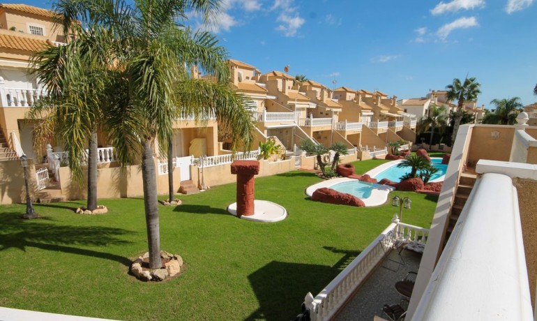 Herverkoop - Huis -
Orihuela Costa* - Orihuela Costa Alicante