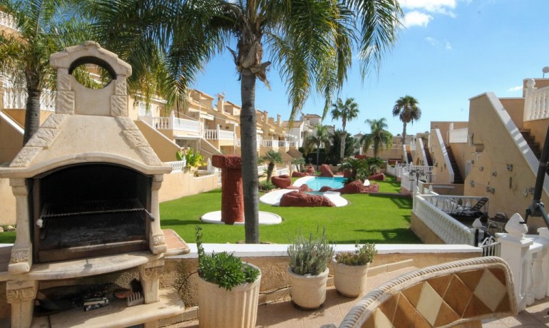 Herverkoop - Huis -
Orihuela Costa* - Orihuela Costa Alicante