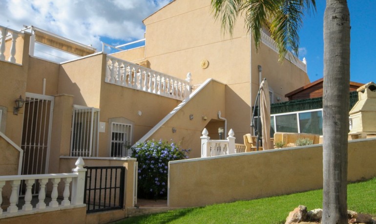 Herverkoop - Huis -
Orihuela Costa* - Orihuela Costa Alicante