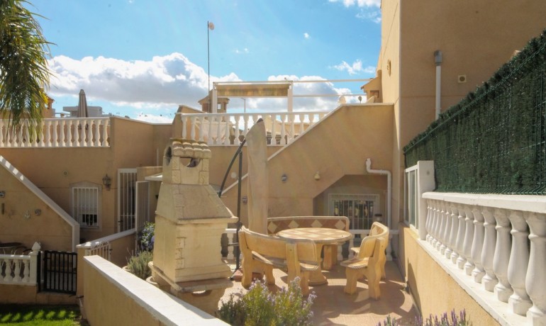 Herverkoop - Huis -
Orihuela Costa* - Orihuela Costa Alicante