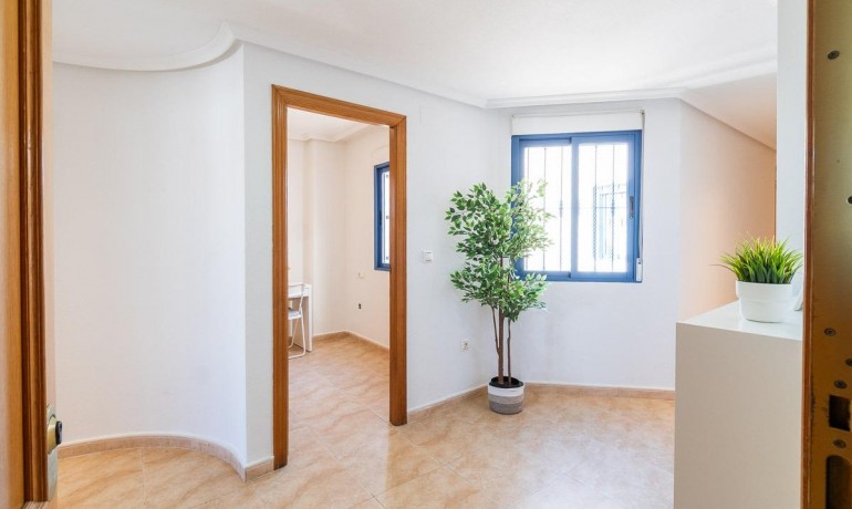 Herverkoop - Appartement / Flat -
Torrevieja* - Centro