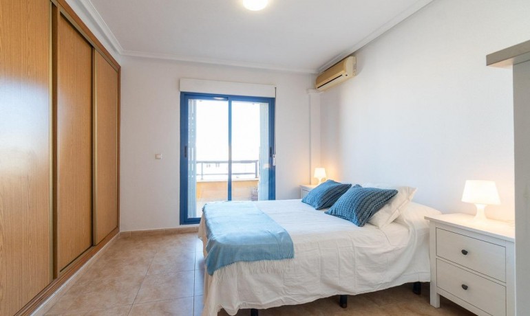 Herverkoop - Appartement / Flat -
Torrevieja* - Centro