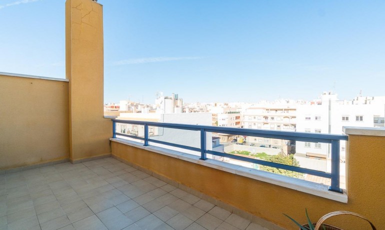 Herverkoop - Appartement / Flat -
Torrevieja* - Centro