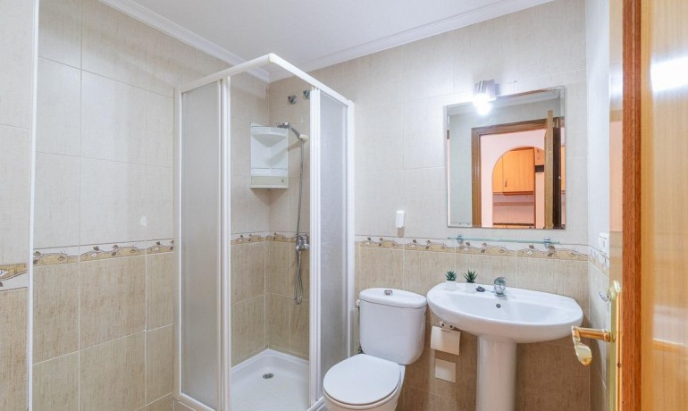 Herverkoop - Appartement / Flat -
Torrevieja* - Centro