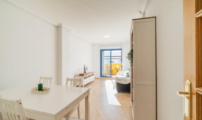 Herverkoop - Appartement / Flat -
Torrevieja* - Centro