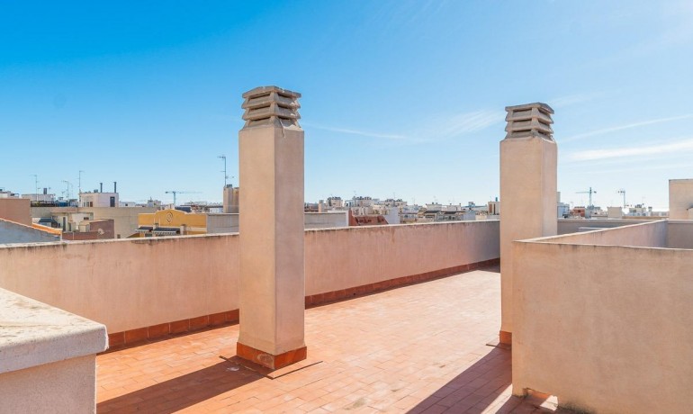 Herverkoop - Appartement / Flat -
Torrevieja* - Centro