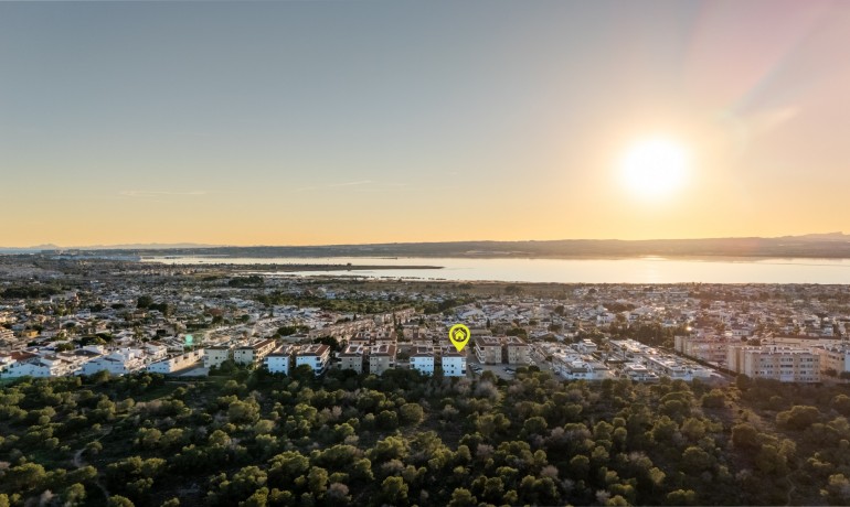 Herverkoop - Appartement / Flat -
Torrevieja* - La Siesta