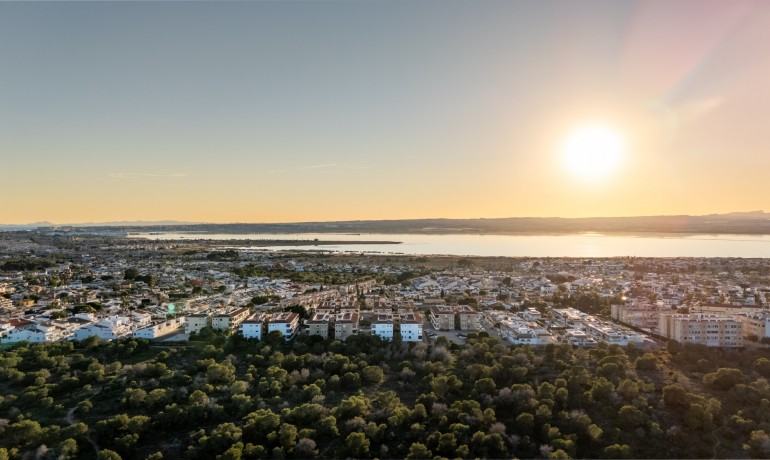 Herverkoop - Appartement / Flat -
Torrevieja* - La Siesta