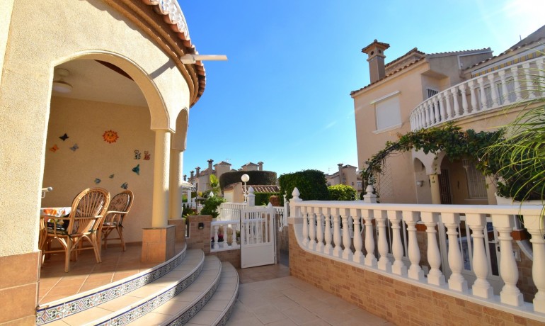 Herverkoop - Huis -
Orihuela Costa - Playa Flamenca