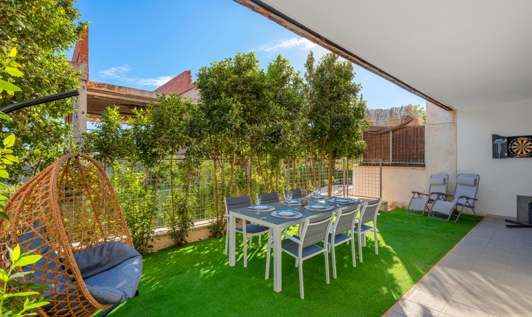 Sale - Apartment / Flat -
Campoamor