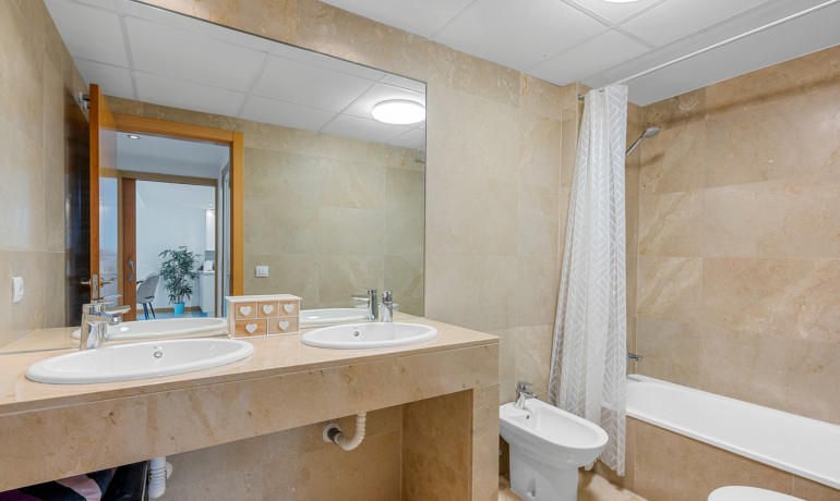 Sale - Apartment / Flat -
Campoamor