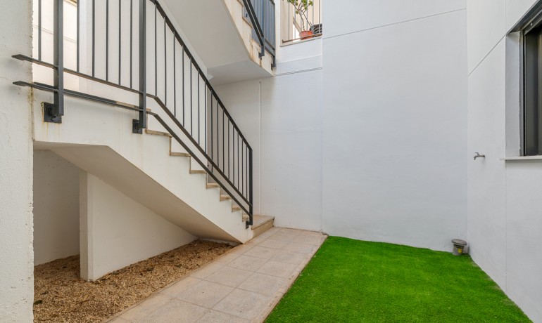 Sale - Apartment / Flat -
Campoamor