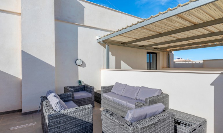 Venta - Apartamento / piso -
Villamartin