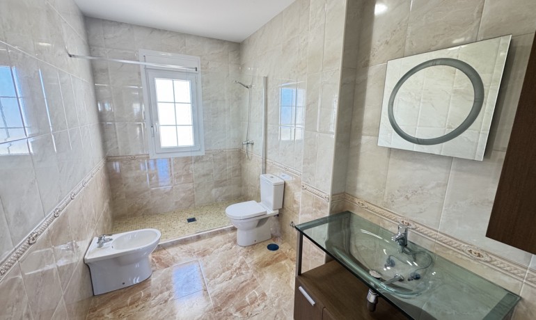 Herverkoop - Villa -
Orihuela Costa* - Cabo Roig